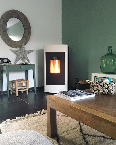 KLENER RIKA 76 Poêles à granulés, bois et mixtes / Panneaux photovoltaïques, Fournisseur d'Equipement de Chauffage et Climatisation à Barentin