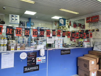 Au Forum Du Bâtiment - Quincaillerie Paris 17 - Cpe Fournisseur D'équipement De Chauffage à Paris 17